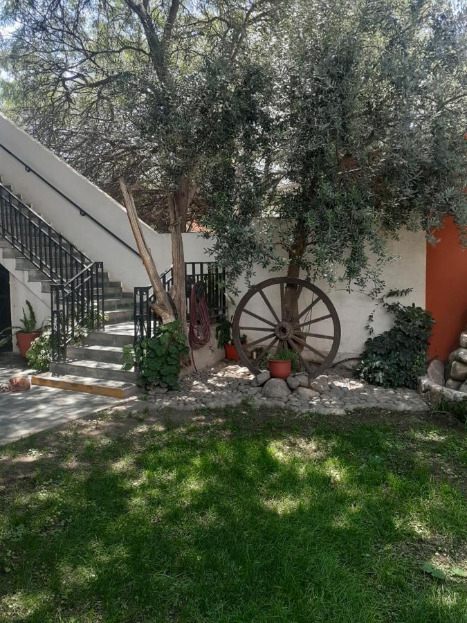 Hostal Candelaria Cafayate Buitenkant foto